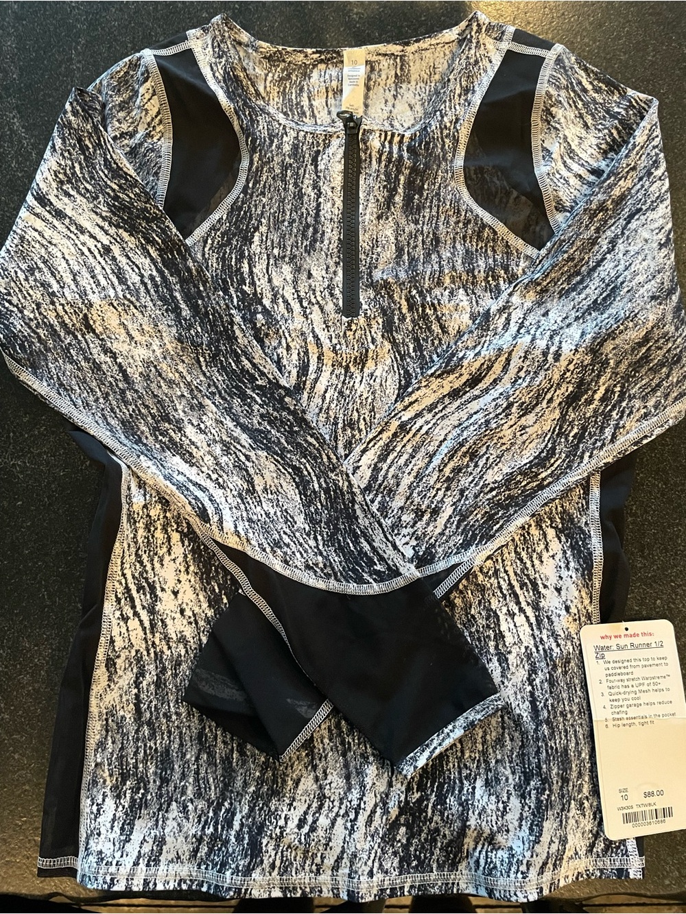NWT Lululemon water: sun run 1/2 zip top